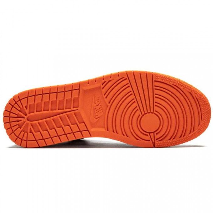 nike shattered backboard low