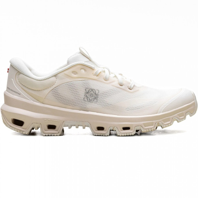 Кроссовки On Cloudventure 2 x LOEWE Eggshell