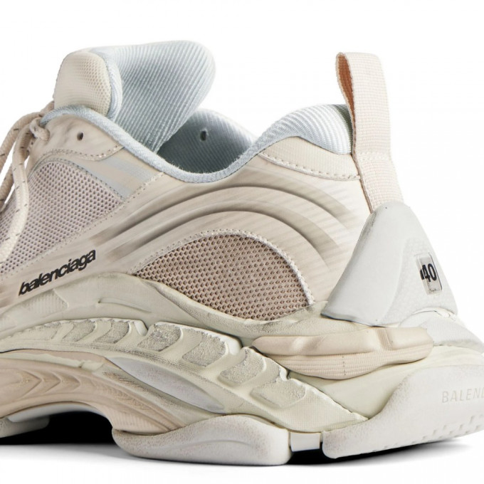 Кроссовки Balenciaga Triple S.2 Sneakers in Eggshell