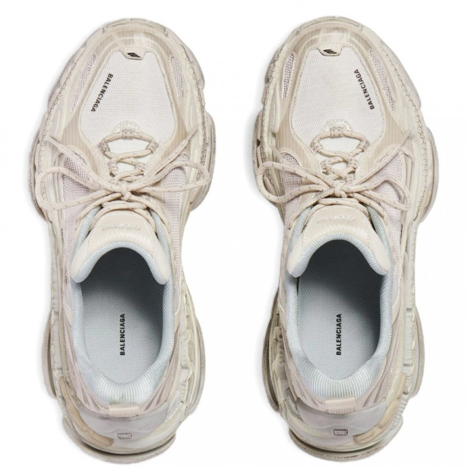 Кроссовки Balenciaga Triple S.2 Sneakers in Eggshell