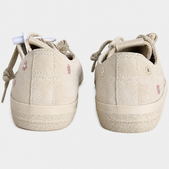 КЕДЫ  GOLDEN GOOSE V-Star in Beige Suede with Silver Star