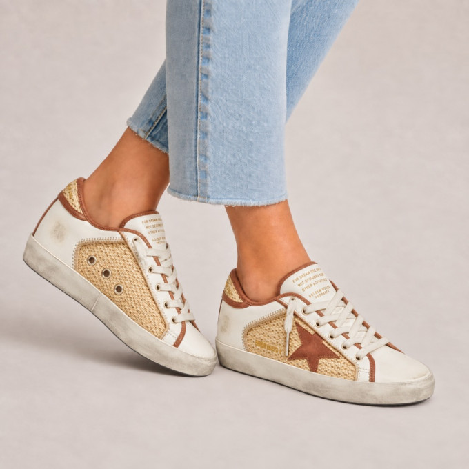 КЕДЫ  GOLDEN GOOSE  'SUPERSTAR'  in White Leather and Raffia with Brick-Red Star and Inserts