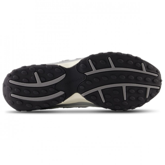 Кроссовки  NEW BALANCE 204L Silver Metallic Black
